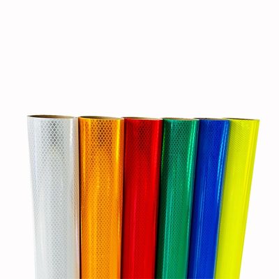 4x150FT Micro White Yellow Visibilitas Tinggi Micro Diamond Grade Reflective Sheet Film Vinyl untuk tanda lalu lintas ODM