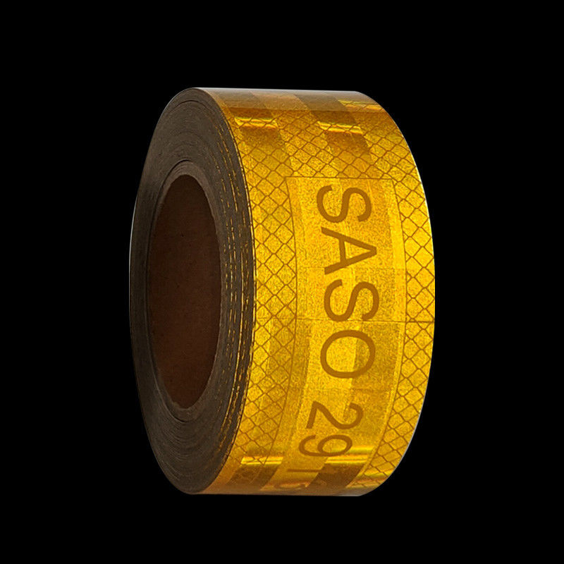 Pasar Arab Saudi Custom Pet Metalized 50mm Menonjol Hi Vis Kuning Saso 2913 Pita reflektif untuk Kendaraan Truk Keamanan