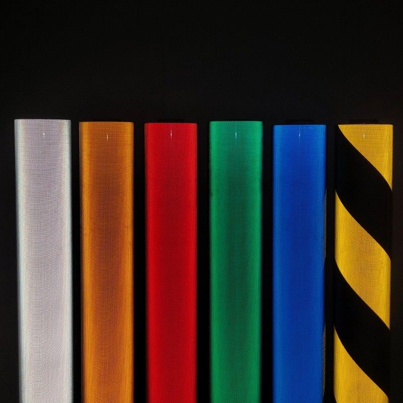 High Intensity Self Adhesive Road Sign Reflective Sheet Vinyl Film Untuk Keamanan Malam di Luar Ruang
