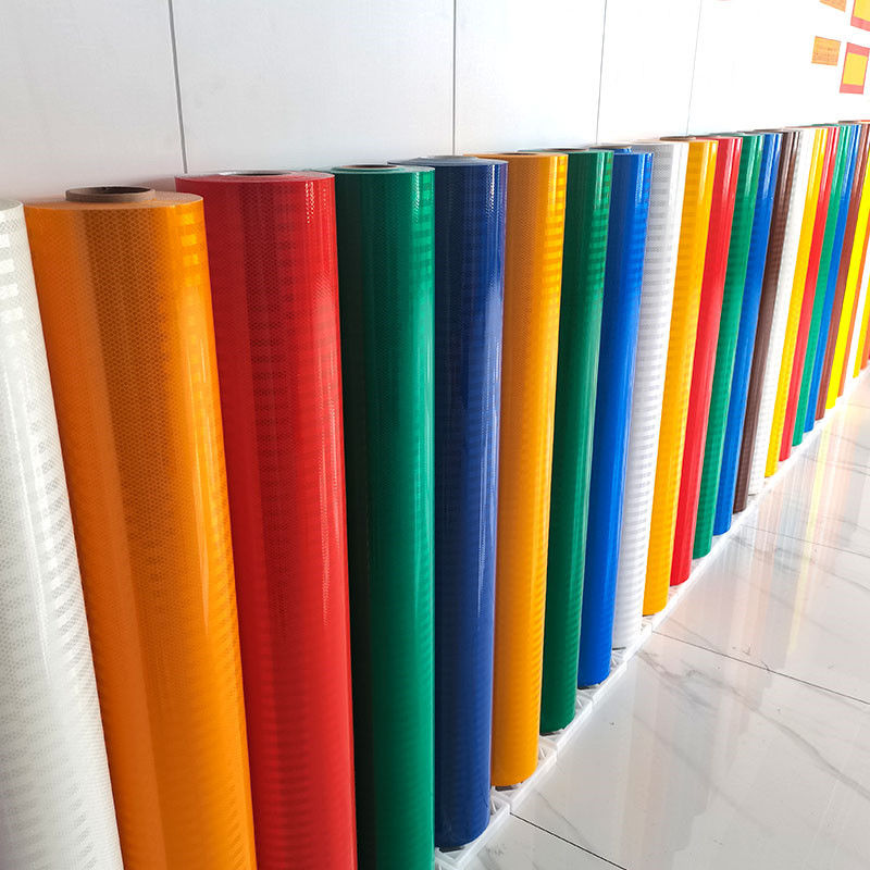 1.22*45.72m Retro Prismatic Reflective Sheet Film Roll untuk Keamanan Jalan