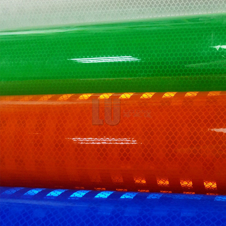 EGP/Diamond Grade High Visibility Micro-Prismatic Reflective Film/Sheet untuk Tanda Peringatan Keamanan Lalu Lintas yang Disesuaikan
