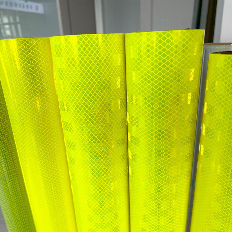 Fluoresen Kuning Hijau Tanda kaku Lembar reflektif Intensitas tinggi Prismatik dengan visibilitas 24 jam