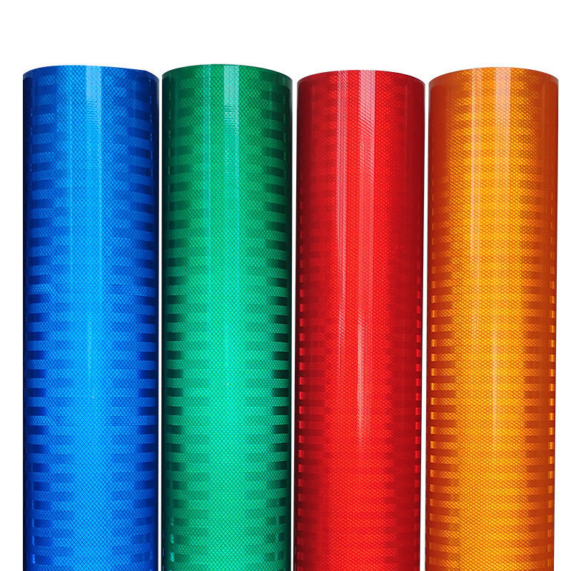 Lembar Retro Reflektif Prismatik Intensitas Tinggi 1.22mx45.7m untuk Tanda Lalu Lintas