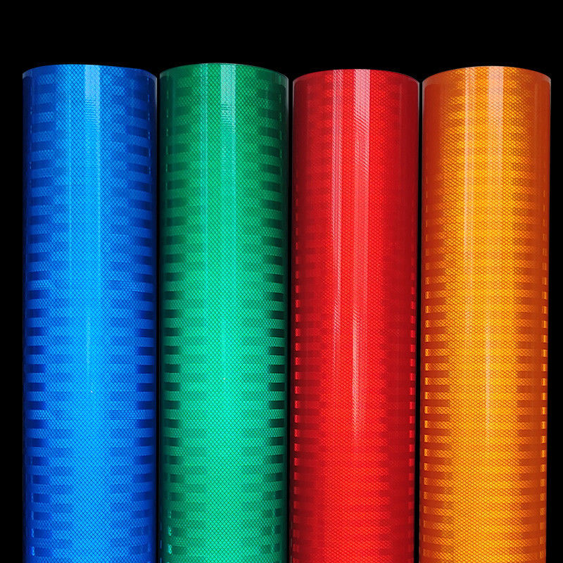 Lembar Retro Reflektif Prismatik Intensitas Tinggi 1.22mx45.7m untuk Tanda Lalu Lintas