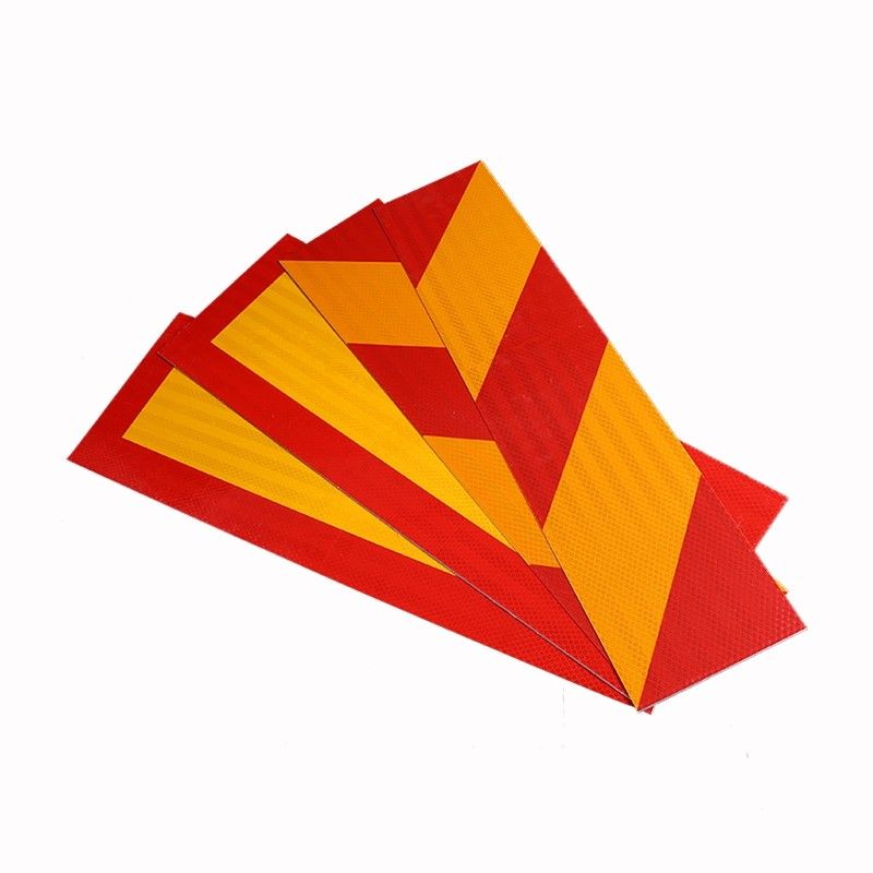 Kuning dan Merah Bergaris Aluminium Reflector Reflective Chevron Sticker Untuk Truk Berat