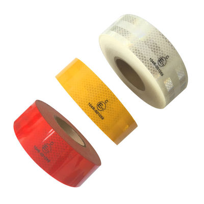 Harga yang bagus PET Merah Konspicuity ECE 104 Reflective Tape Sticker Untuk Kendaraan on line