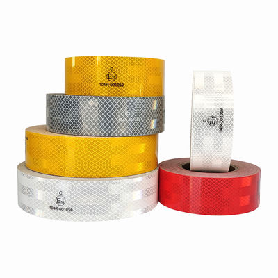 Harga yang bagus Self Adhesive ECE 104R Reflective Trailer Tape Sticker Untuk Truk Luar Ruang on line
