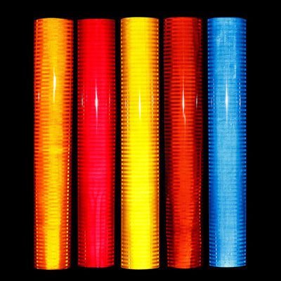 Harga yang bagus Tanda lalu lintas Intensitas tinggi Retro Reflektif Lembar Vinyl PET Material Custom on line