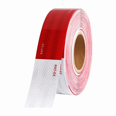 Harga yang bagus 5cm PET DOT Reflective Tape Untuk Trailer PET Glass Bead Disesuaikan on line
