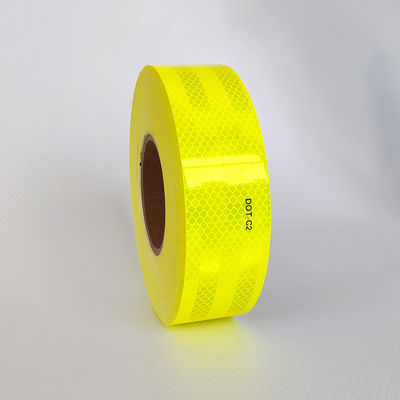Harga yang bagus High Intensity DOT C2 Reflective Marking Tape On Trailers Fluorescent Kuning Hijau on line
