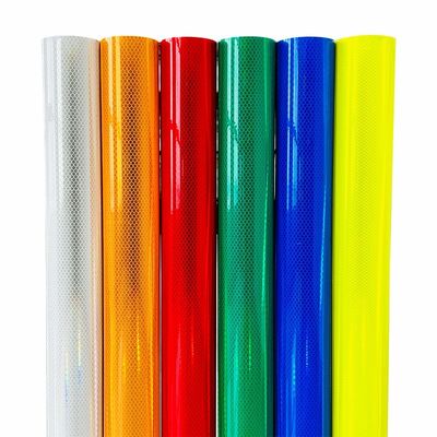 Harga yang bagus 10 Tahun Berkualitas Berlian DG Prismatic Reflective Sheet Material untuk Tanda Lalu Lintas on line