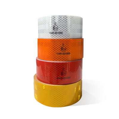 Harga yang bagus PET Prismatic 2'X150ft ECE 104r Reflective Tape Untuk Truk Kendaraan on line