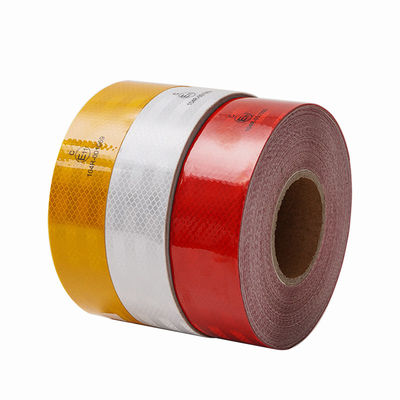 Harga yang bagus Warna Putih Kuning Merah Konspicuity Emark 104R ECE Reflective Tape Untuk Kendaraan on line